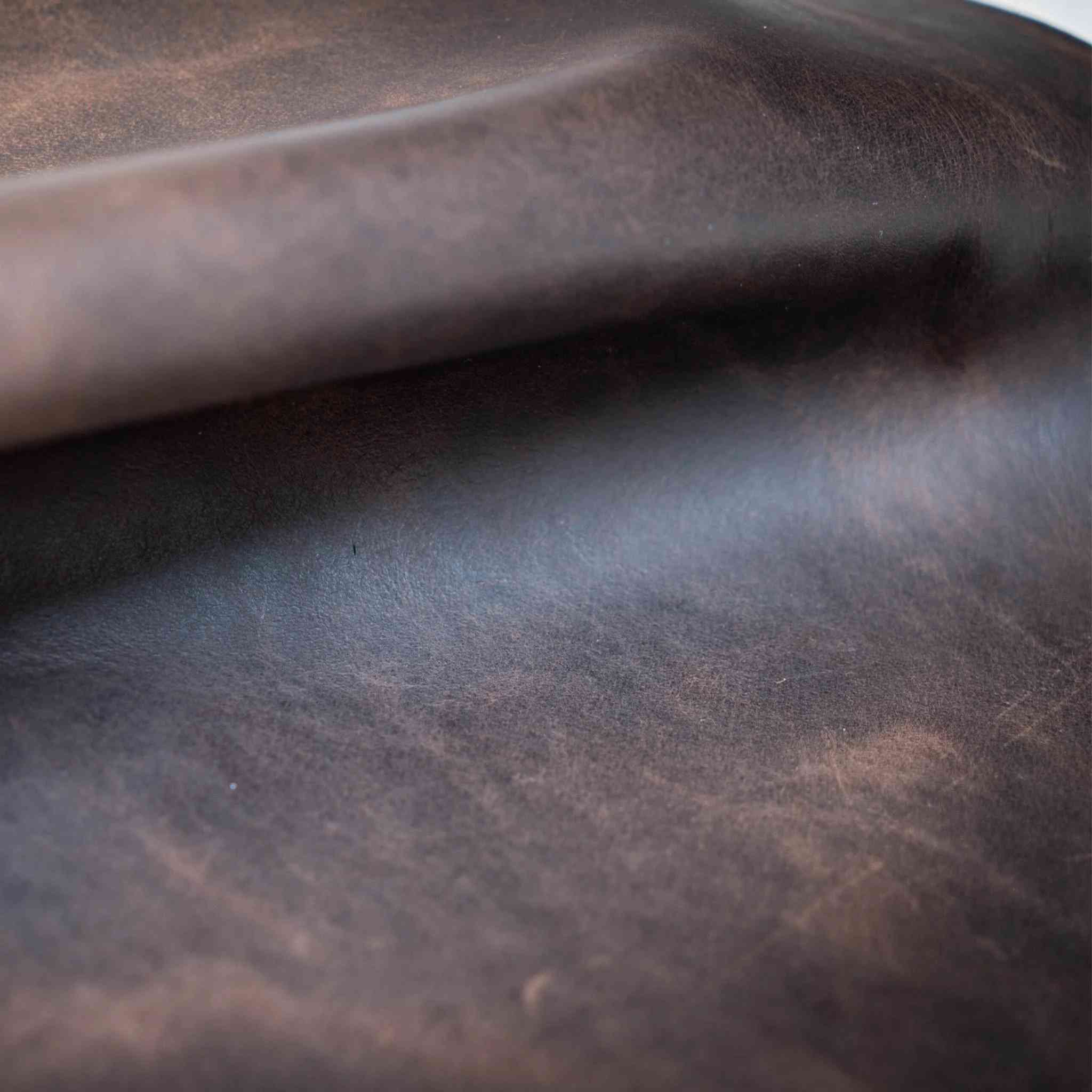 Derwent Upholstery/Bag Weight Hide - Image 3