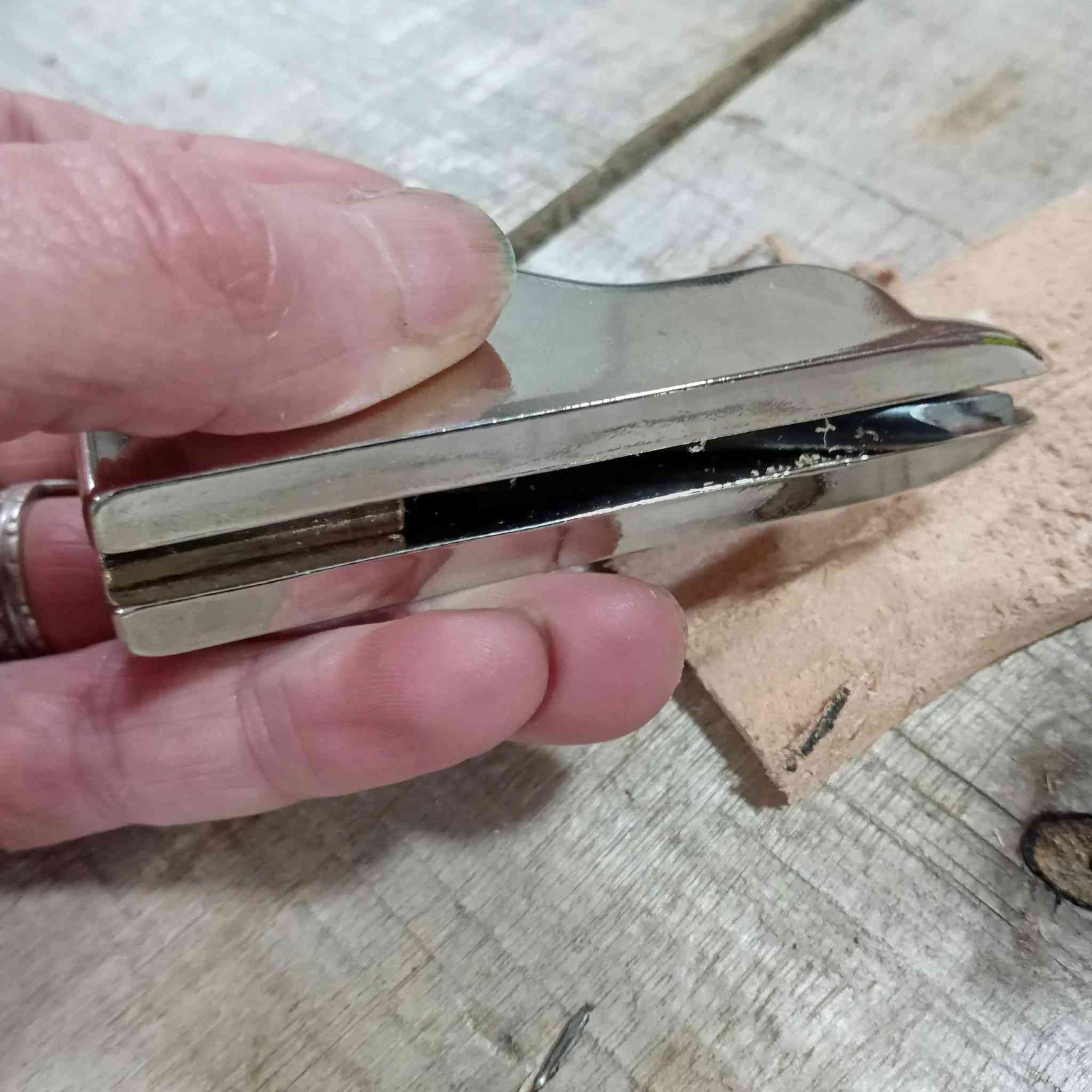 Metal Adjustable 'V' Gouge - Image 3