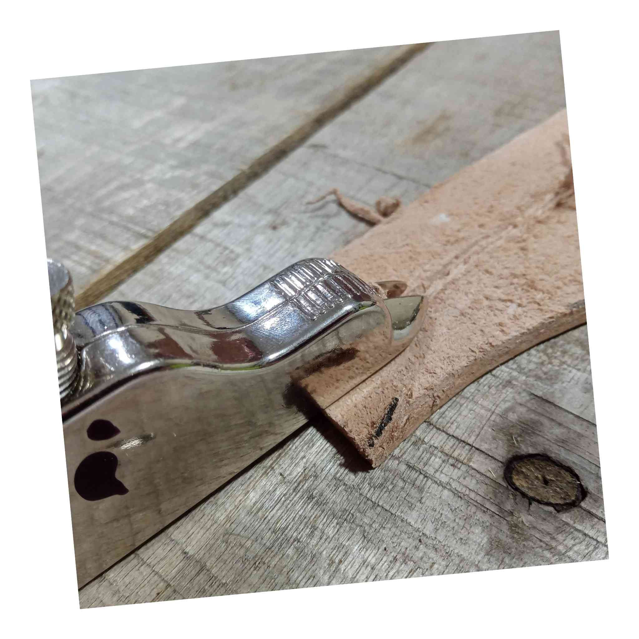 Metal Adjustable 'V' Gouge - Image 4