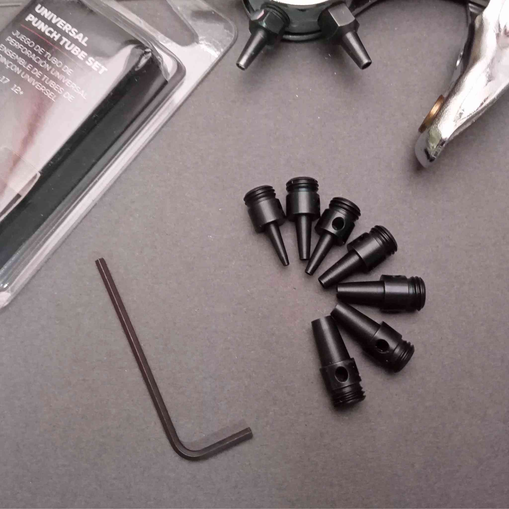 Replacement Universal Punch Tube Set