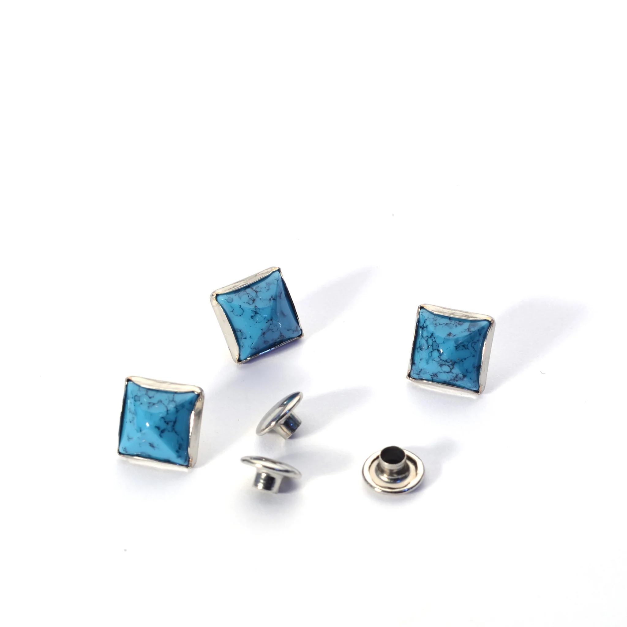 Resin Marble Stone Pyramid Rivets - Image 15