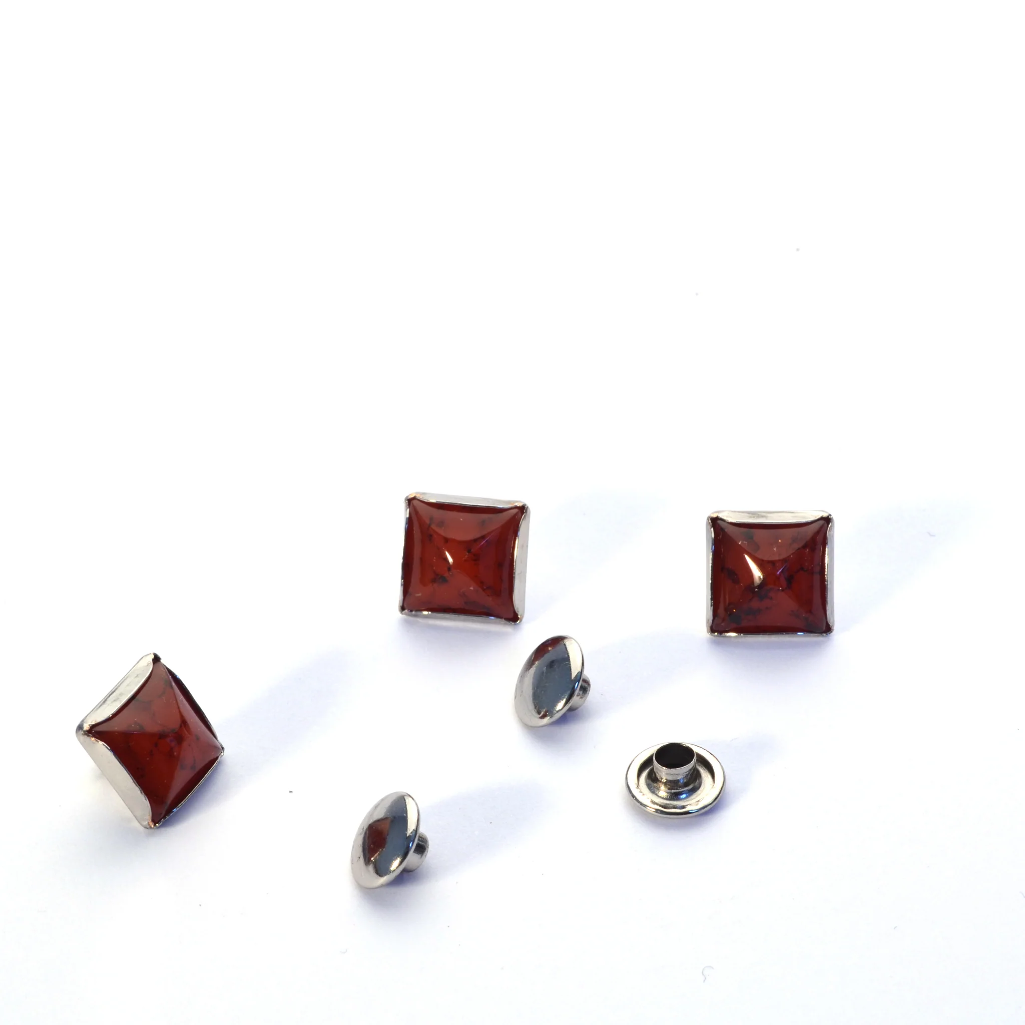 Resin Marble Stone Pyramid Rivets - Image 4