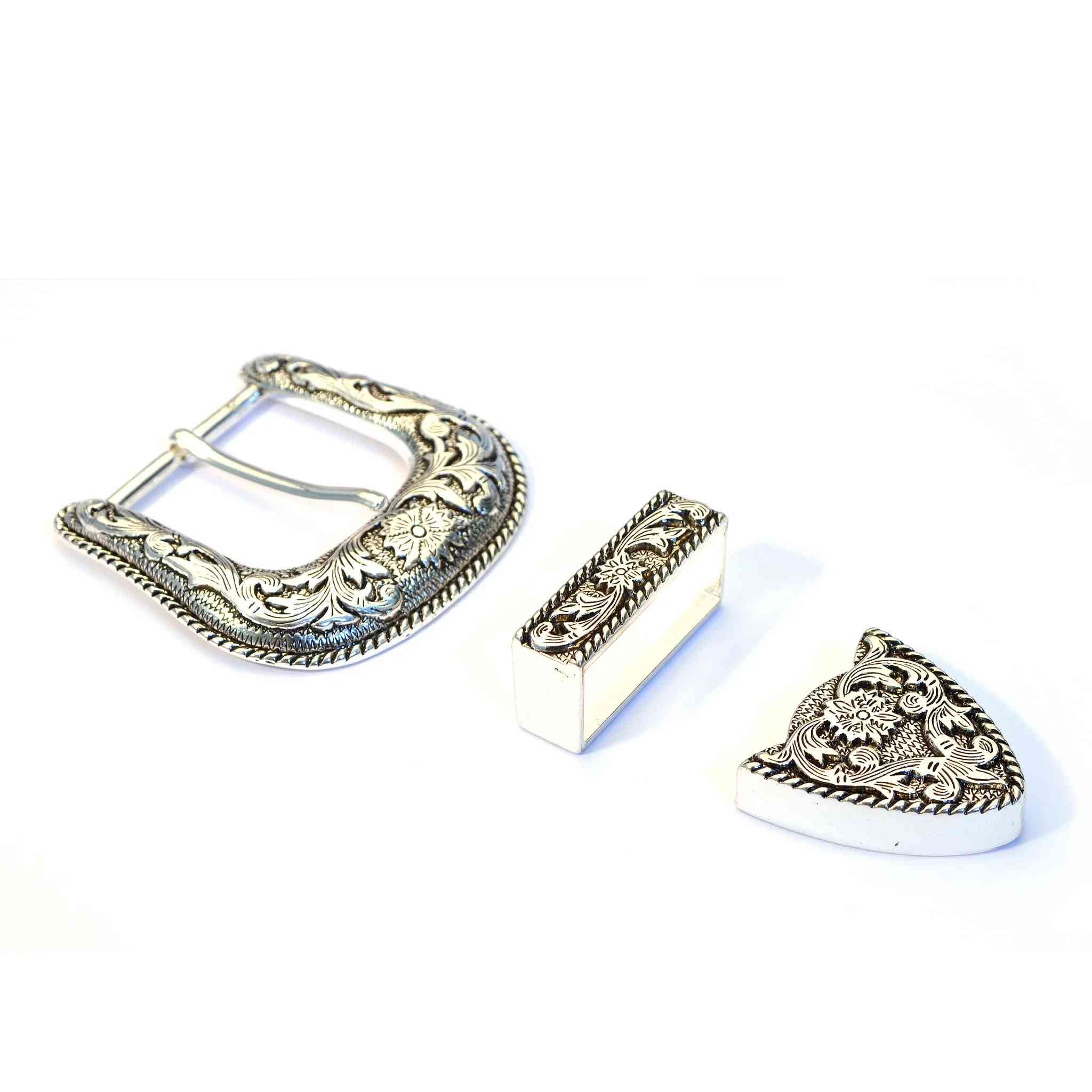 Victoria Engraved Buckle Set